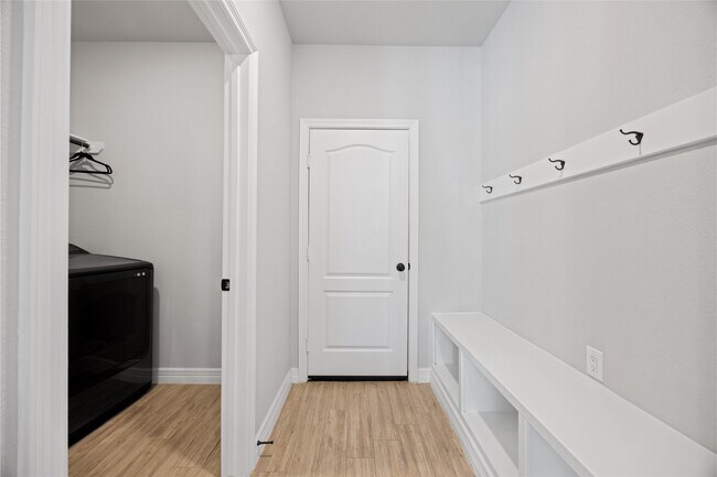 Building Photo - 108 Yellow Perch Wy