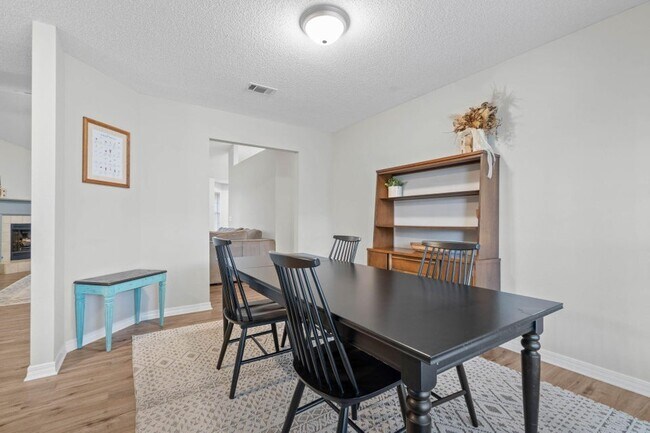 Building Photo - 5405 Josh Dr