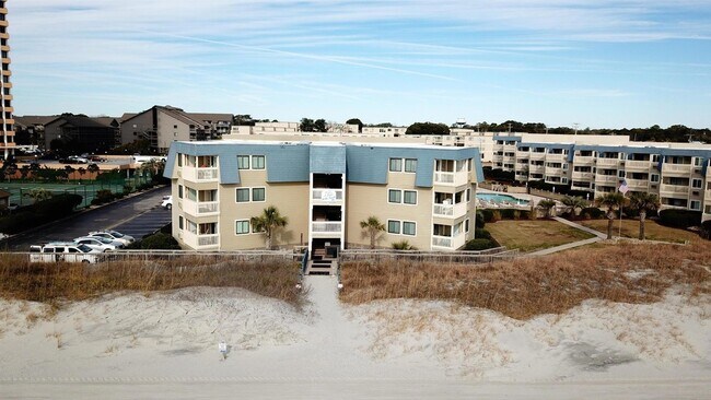 Building Photo - 9660 Shore Dr