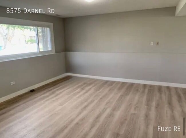 Building Photo - 8575 Darnel Rd