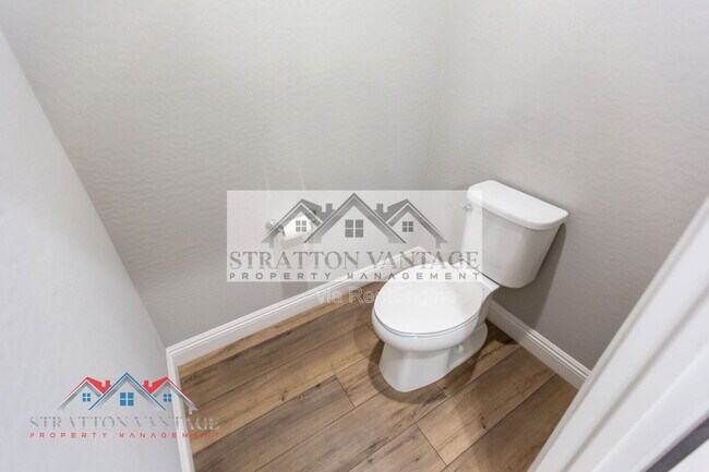 Building Photo - 6629 W Springfield Wy