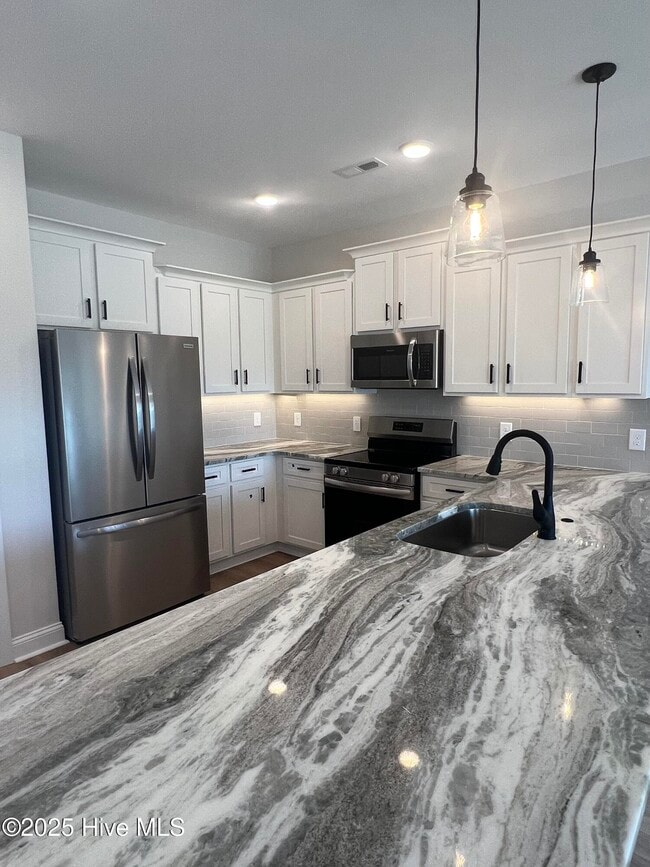 Building Photo - 4507 Laurel Rdg Dr