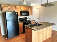 Building Photo - 3D Tour Available - 1-Car Garage + Back Patio + LVT Flooring! Available July 3rd!