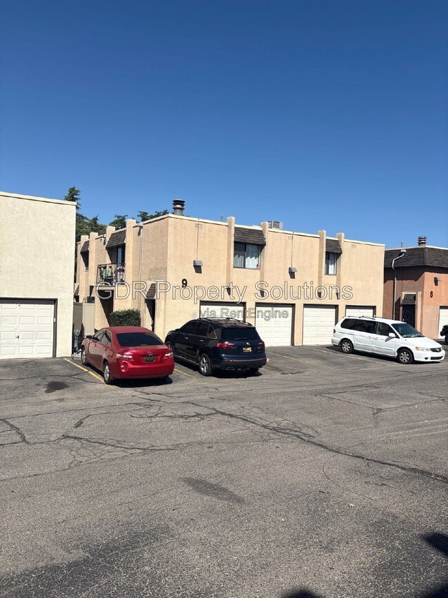 Building Photo - 8333 Comanche Rd NE