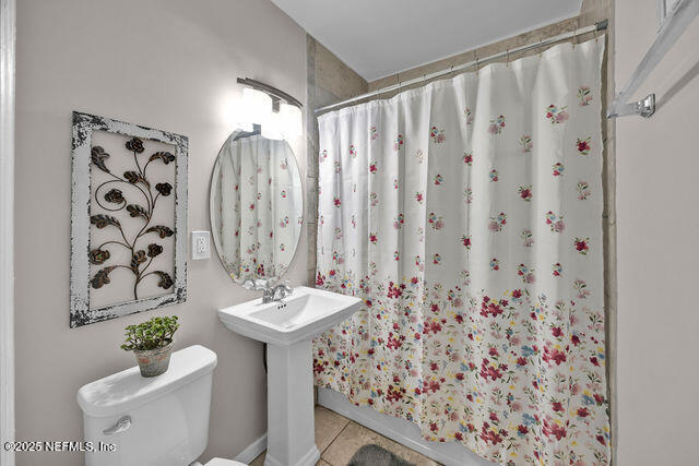 Building Photo - 6110 Lynnwood Ave