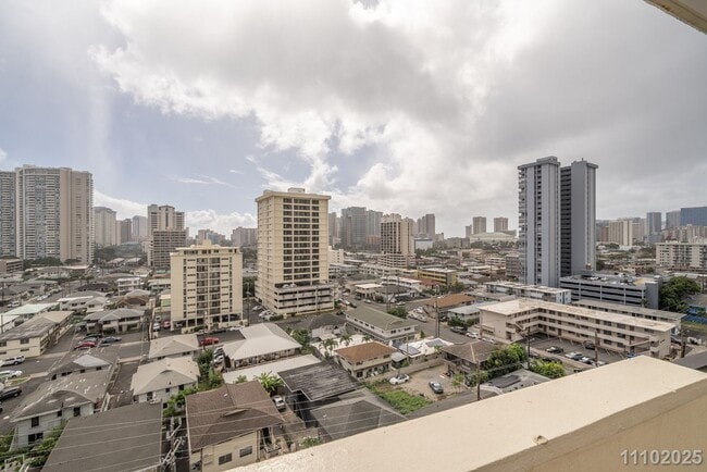 Building Photo - Move-In Ready & Conveniently Located 2BR / 1BA / 1PKG PARKSIDE TOWER – MCCULLY