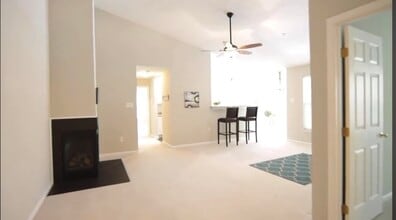 Building Photo - 2 Bedroom 2 Bathroom Condo