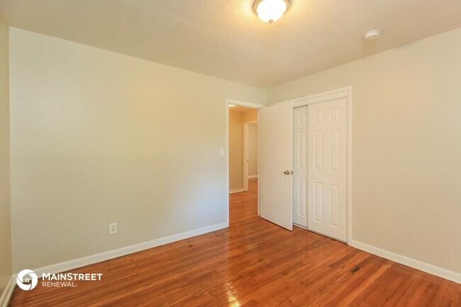 Building Photo - 2800 LAKESIDE DRIVE, OKLAHOMA CITY, OK 73120