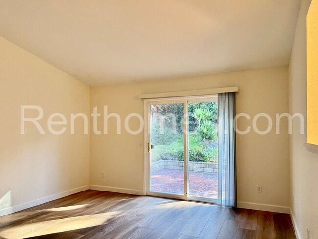 Building Photo - 10807 Woodstream Point