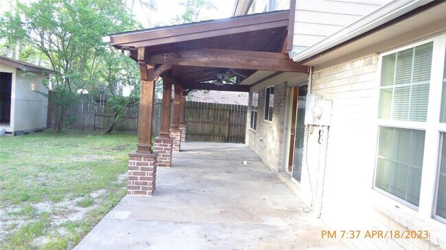 Building Photo - 9402 Towerstone Dr
