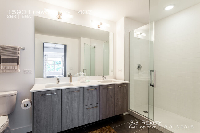 Building Photo - Centrum Evanston - Luxury 2 Bedroom 2 Bath