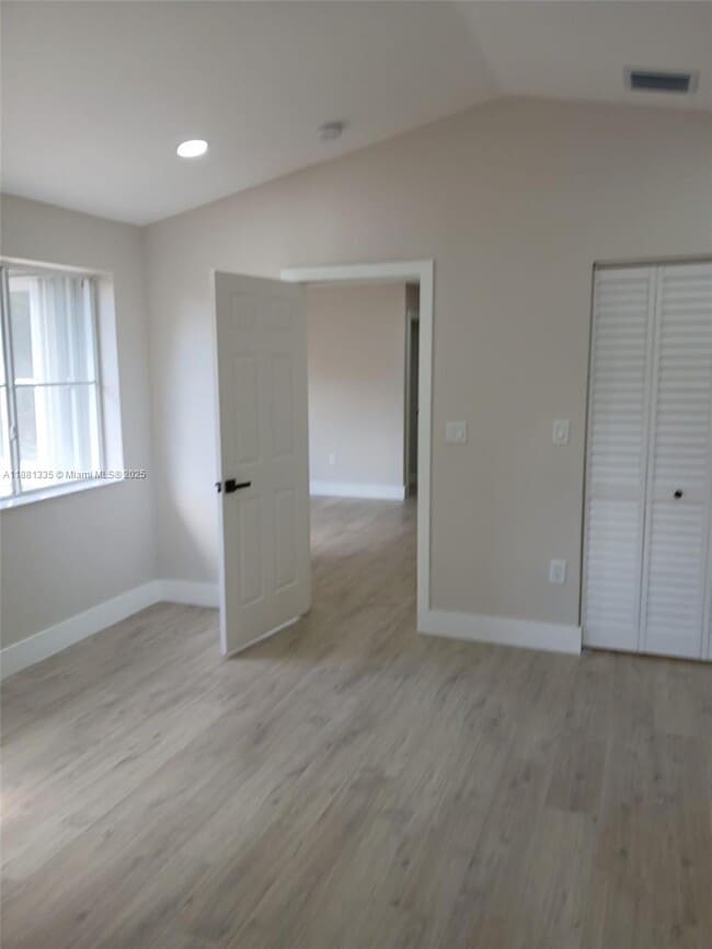 Building Photo - 1065 River Birch St