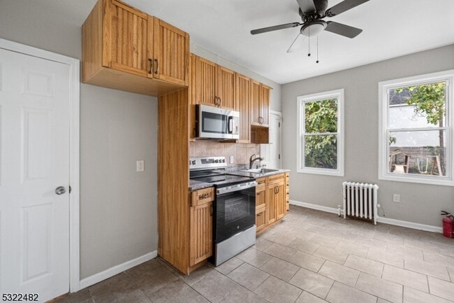 Building Photo - 201-203 Watchung Ave