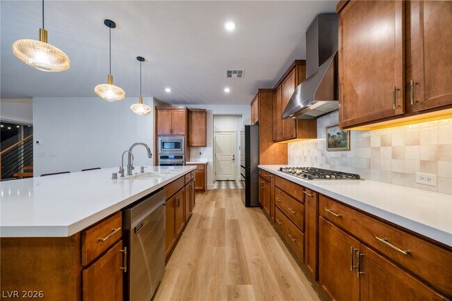 Building Photo - 9696 Starlight Ridge Ave