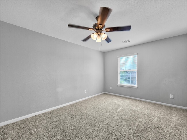 Building Photo - 10311 Urban Oak Trl