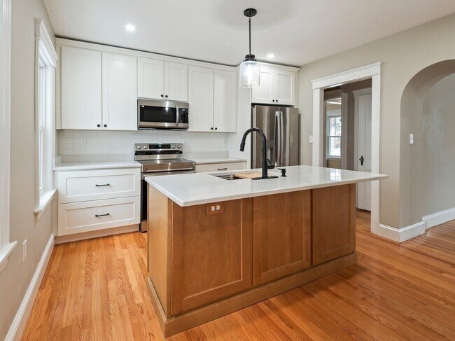 Building Photo - 4321 S Stonington Ln