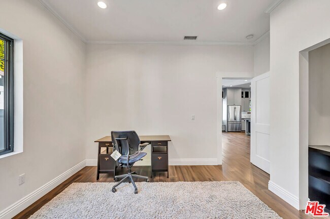 Building Photo - 6032 Goodland Ave