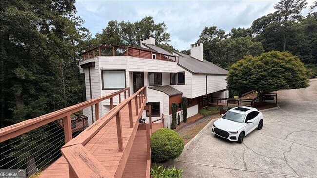Building Photo - 1685 Chevron Way