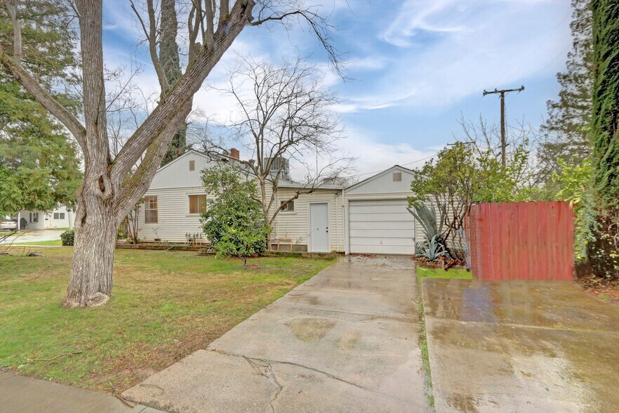 Building Photo - 3900 62nd St
