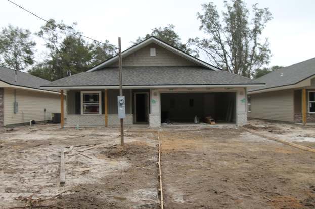Building Photo - 611 Lee St