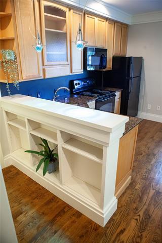 Building Photo - 5837 Velasco Ave