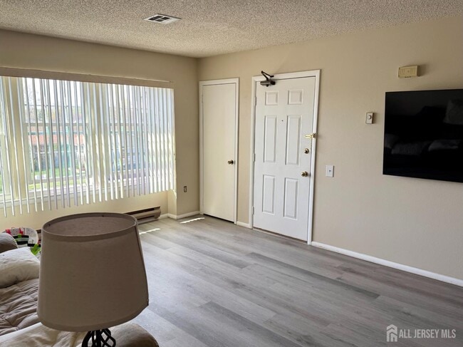 Building Photo - 808 Sewell Rd