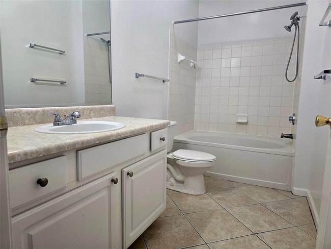 Building Photo - 17983 Villa Creek Dr