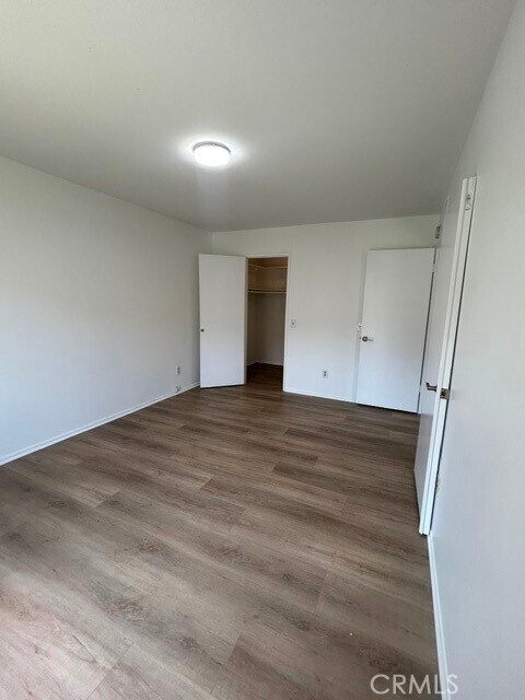 Building Photo - 1735 N Willow Woods Dr