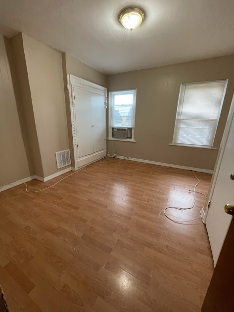 Primary bedroom - 3610 Olive St