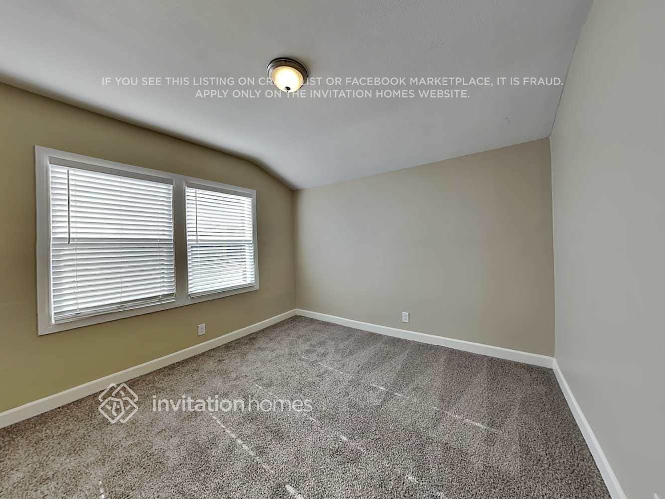 Building Photo - 6952 Donna Ave