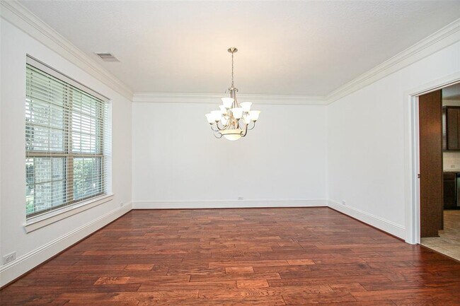 Building Photo - 8127 Caroline Ridge Dr