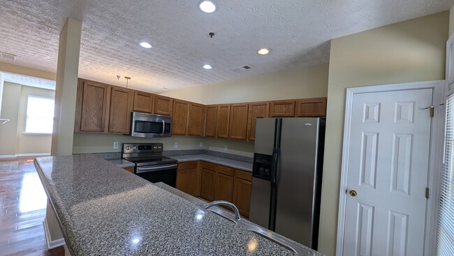 Kitchen Bar - 221 Village Square Dr