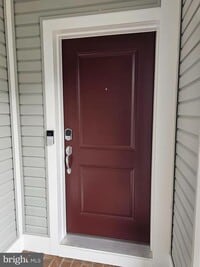 Building Photo - 2033 Henson Norris St