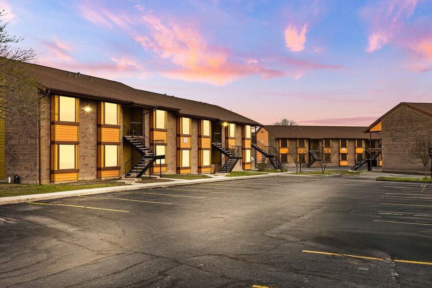 Building Photo - Towne East Village Apartment Homes