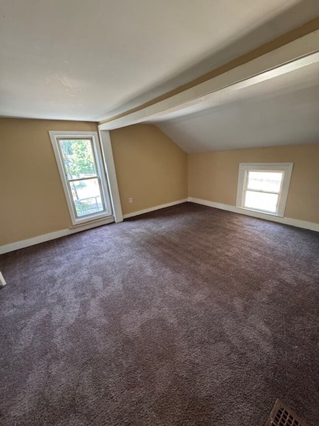 Building Photo - 1432 Huestis Ave