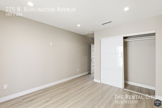 Building Photo - 225 N Burlington Ave
