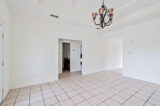 Building Photo - 104 Richard's Court