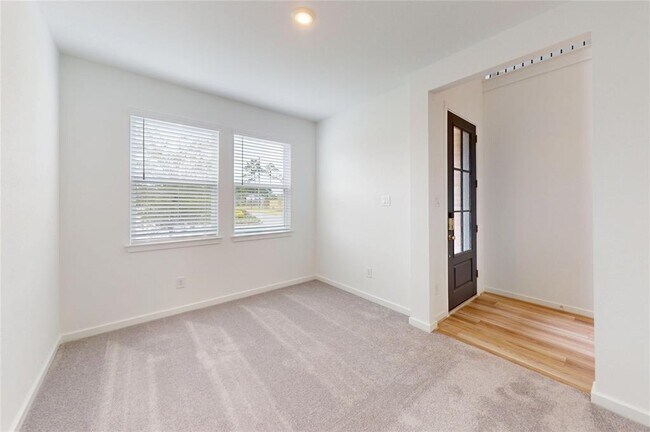 Building Photo - 1203 Sugar Dr