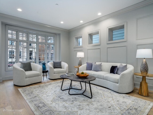 Building Photo - 1143 W Montana St