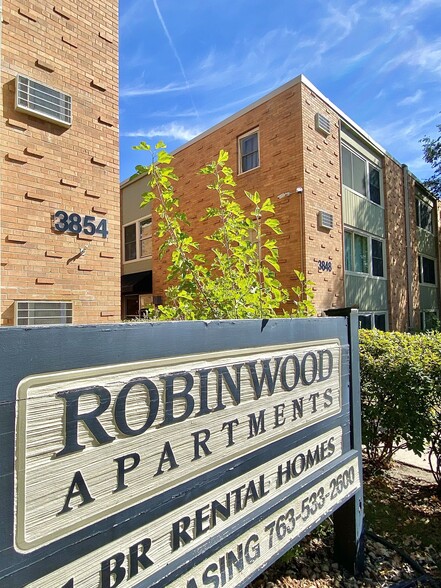 Primary Photo - Robinwood Apartments