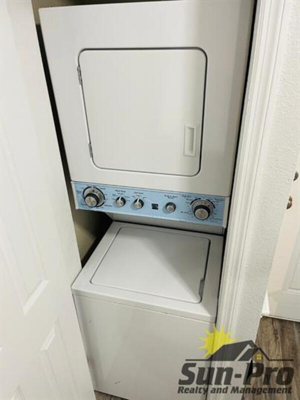 Building Photo - 480 Reed Canal Rd