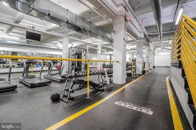 Building Photo - 444 N 4th St