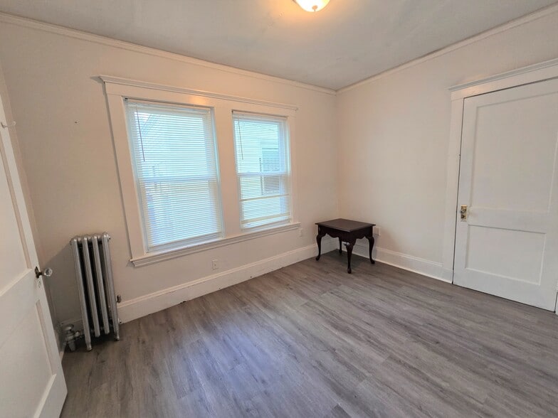 Building Photo - 63 Pinckney St