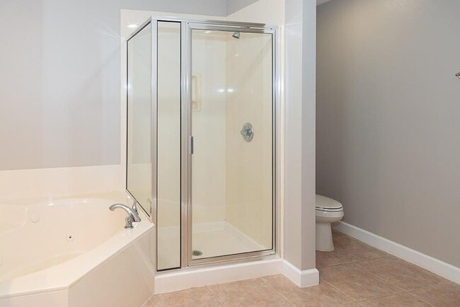 Building Photo - 113 Brooks St SE