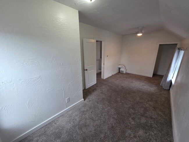 Building Photo - Amazing home in Spokane