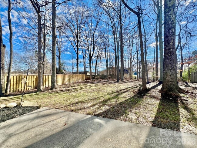 Building Photo - 4010 Suttle Pl