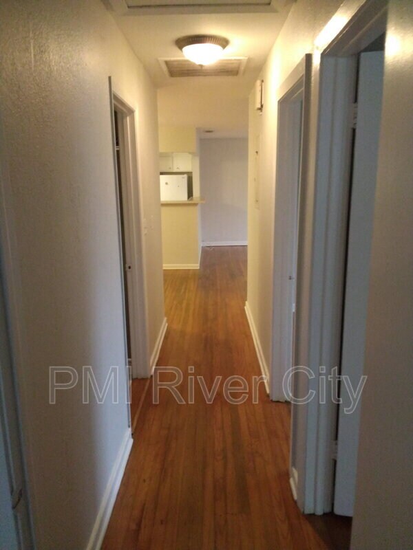 Building Photo - 2527 Emily Ln