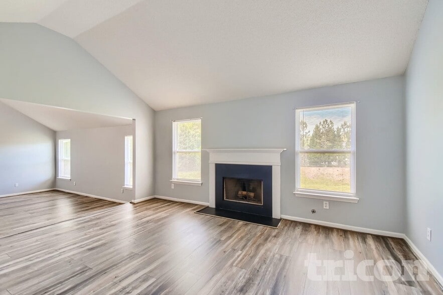 Building Photo - 904 Ambeau Cir