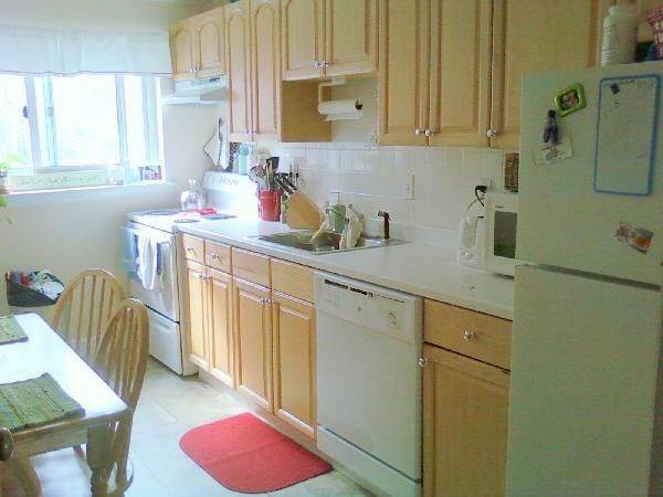 Building Photo - 79 Chestnut St