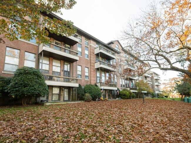 Building Photo - 155 Kendrick Ave., #301, Quincy, MA 02169